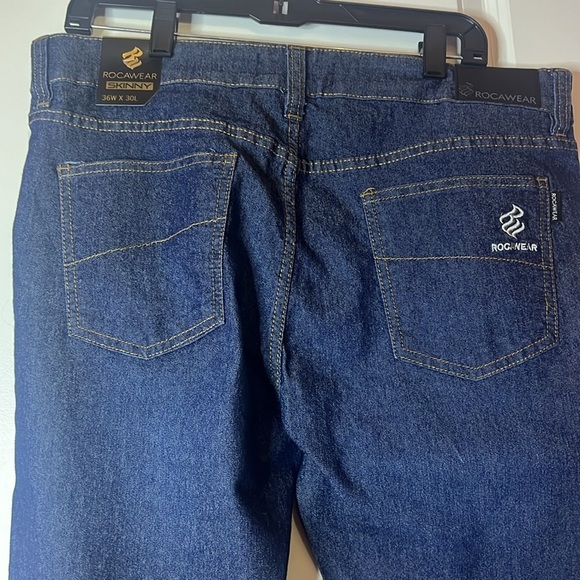Men's Classic Blue Jeans - Picture 6 of 9